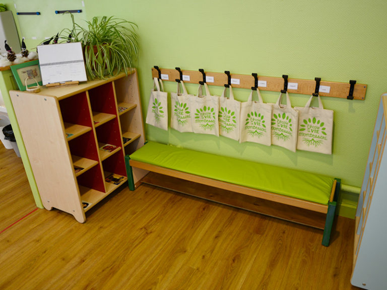 Présentation  École Montessori de Lyon